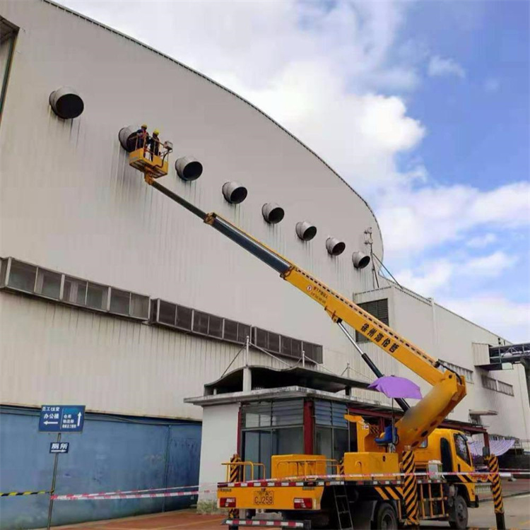 嵩县高空作业车出租服务：专业广告牌安装解决方案