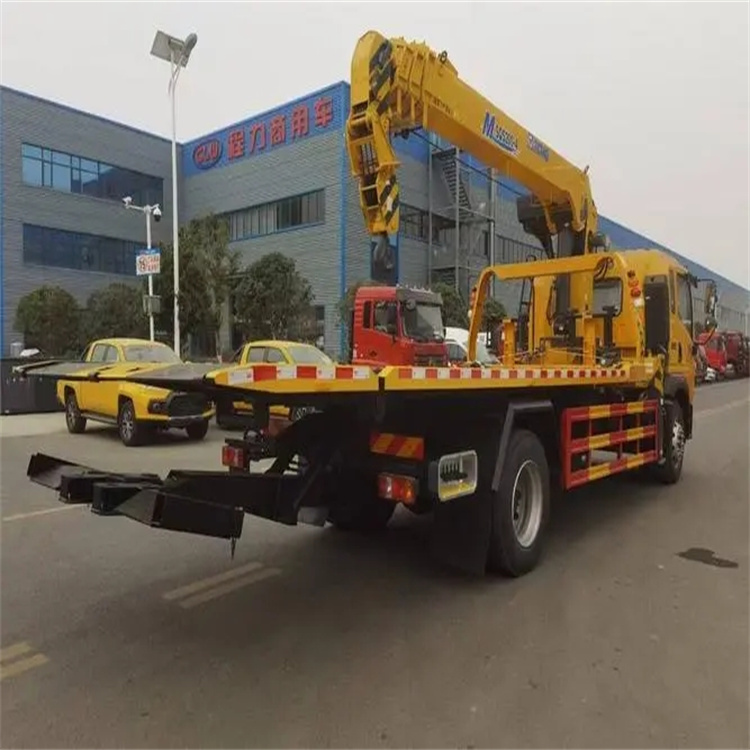 嵩县附近小随车吊出租电话，轻松解决搬运烦恼